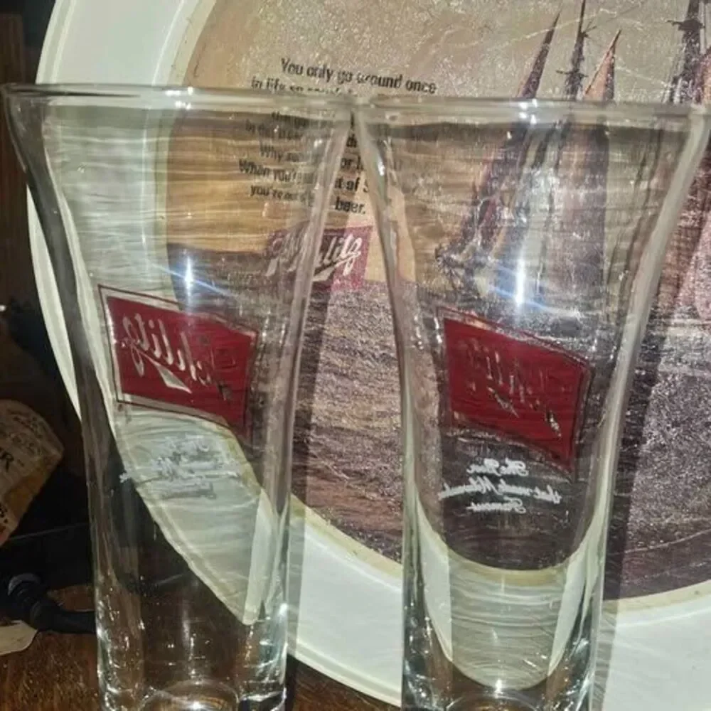 2 Vintage Schlitz Beer Pilsner Glasses